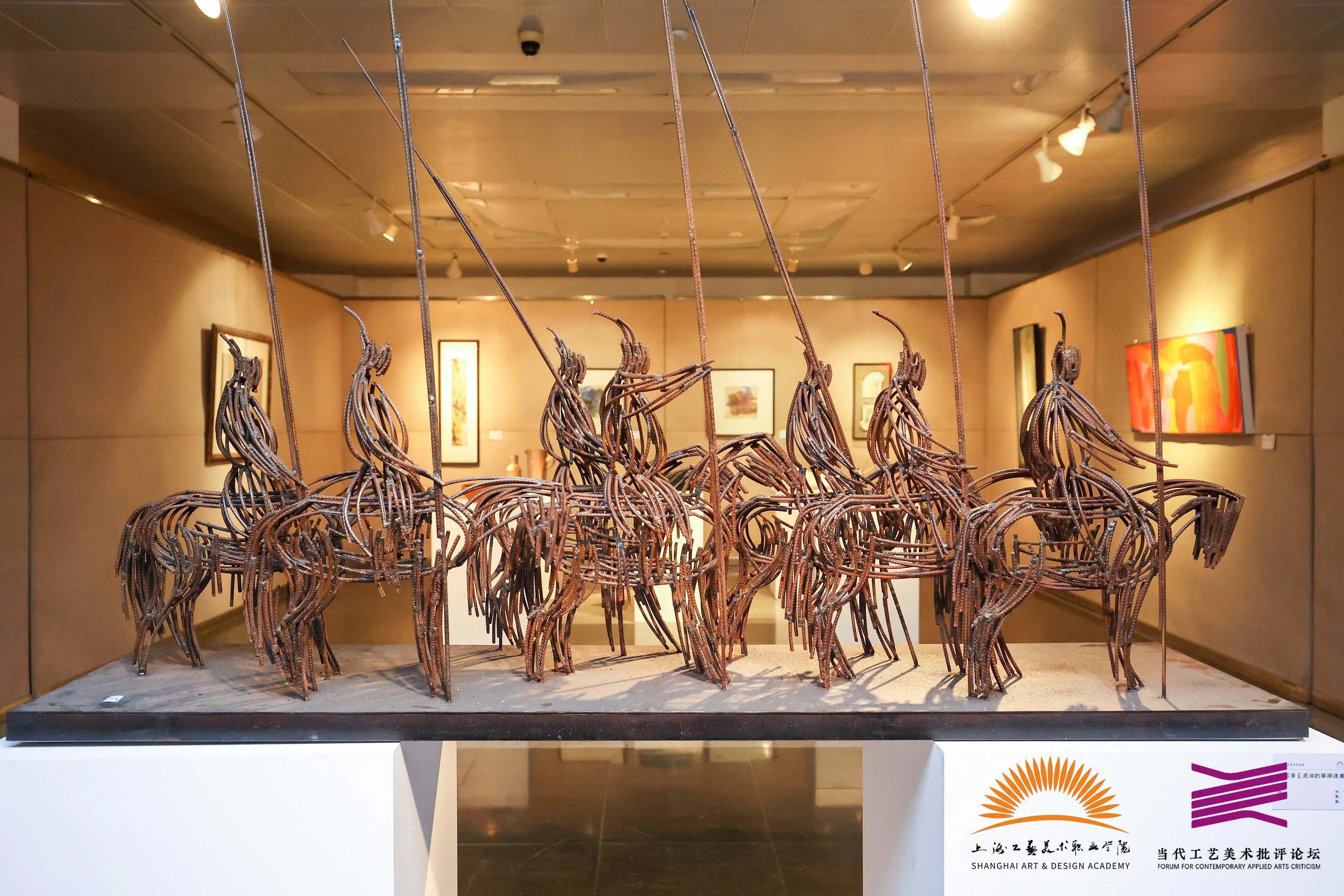 揭秘上海当代工艺美术双年展：新材料与传统工艺的惊艳碰撞  第4张