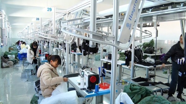 揭秘：双柏县职业高级中学如何通过智能化升级，让学生月薪破4000元  第2张