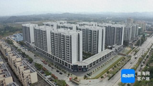 屯昌最大安居房项目竣工,背后竟藏着一个‘店小二’ 第1张 屯昌最大安居房项目竣工,背后竟藏着一个‘店小二’ 第1张