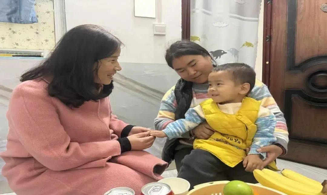 家访暖人心：2024年西安小学教师走进家庭，家校共育新篇章  第2张