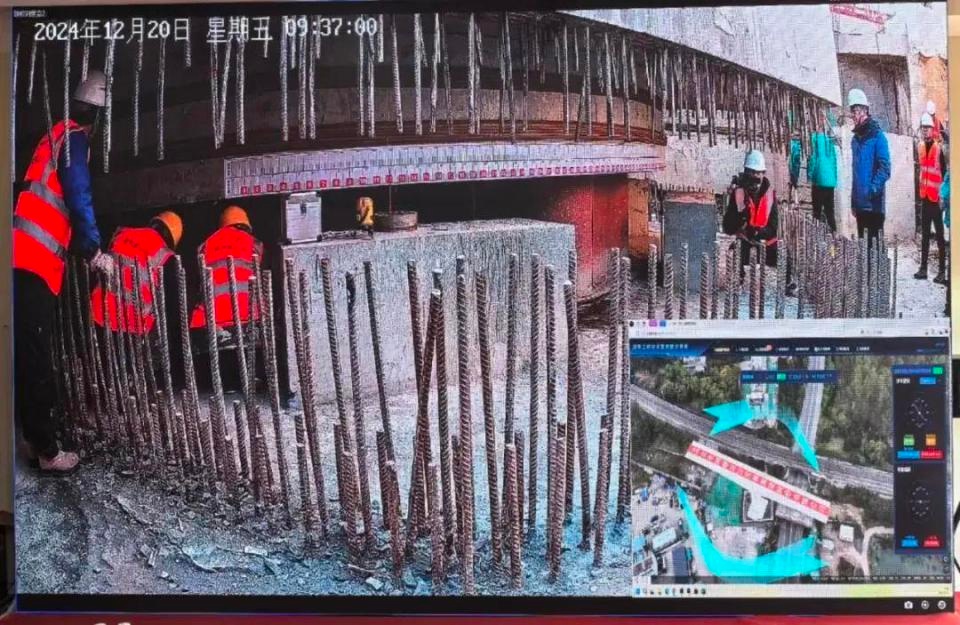 71分钟奇迹！120米大桥空中旋转72度，精准对接大秦铁路，地铁22号线施工创纪录  第3张