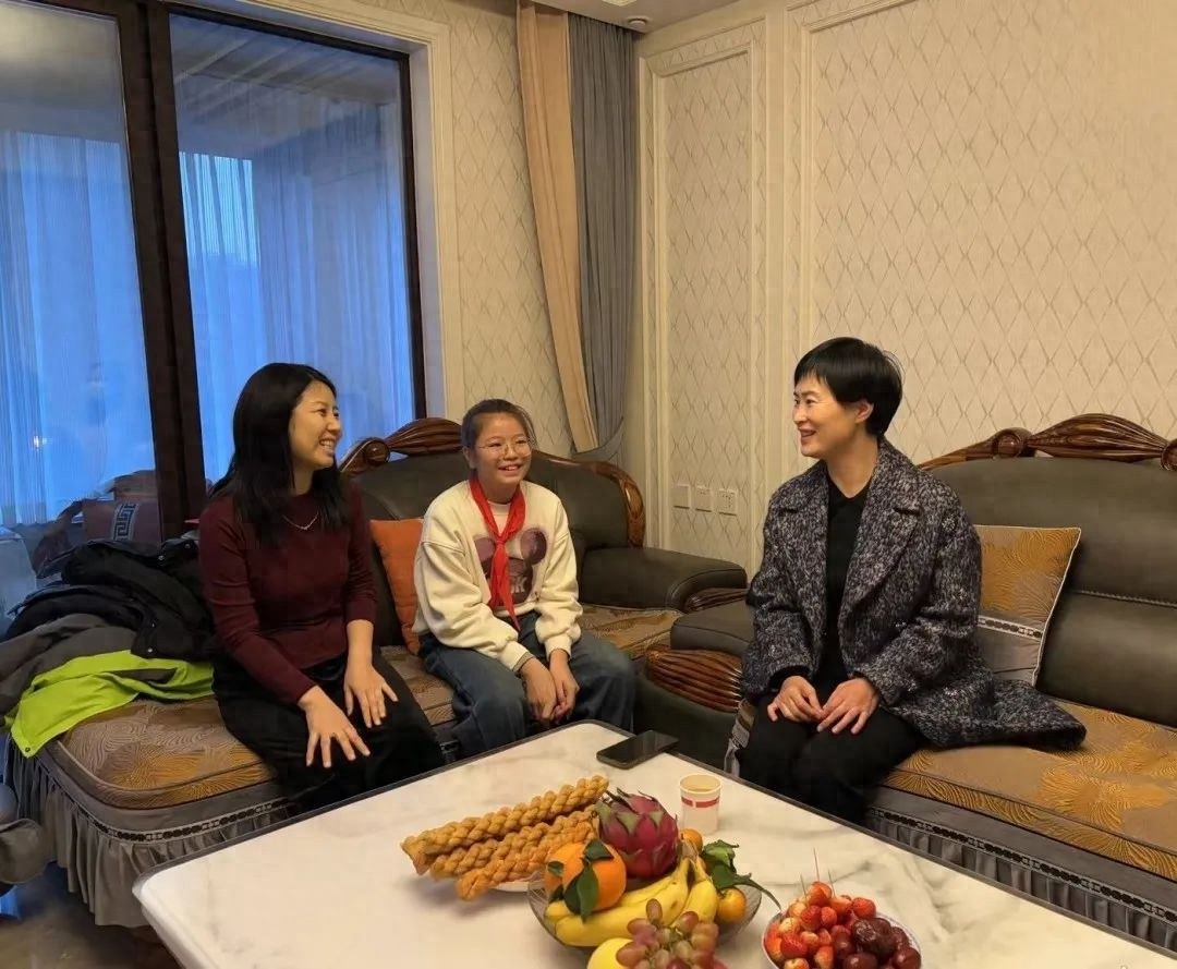 未央区先锋小学家访活动：校领导亲自带队，深入家庭共筑教育统一战线  第1张