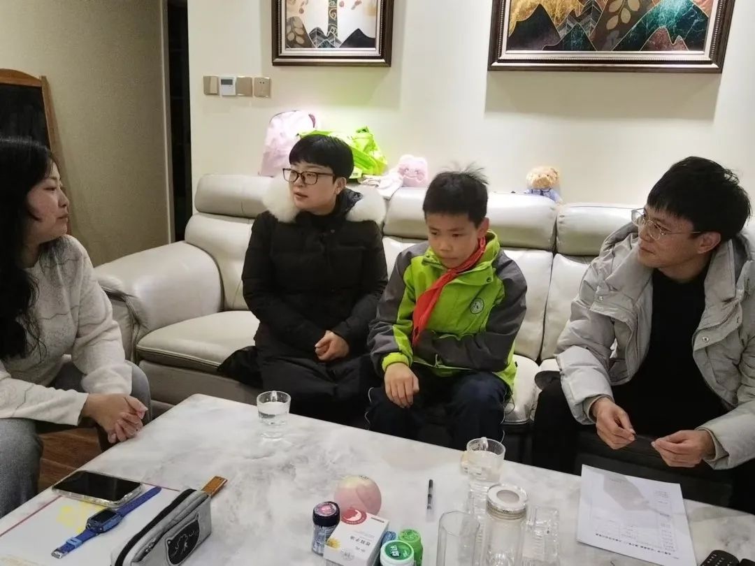 未央区先锋小学家访活动：校领导亲自带队，深入家庭共筑教育统一战线  第10张