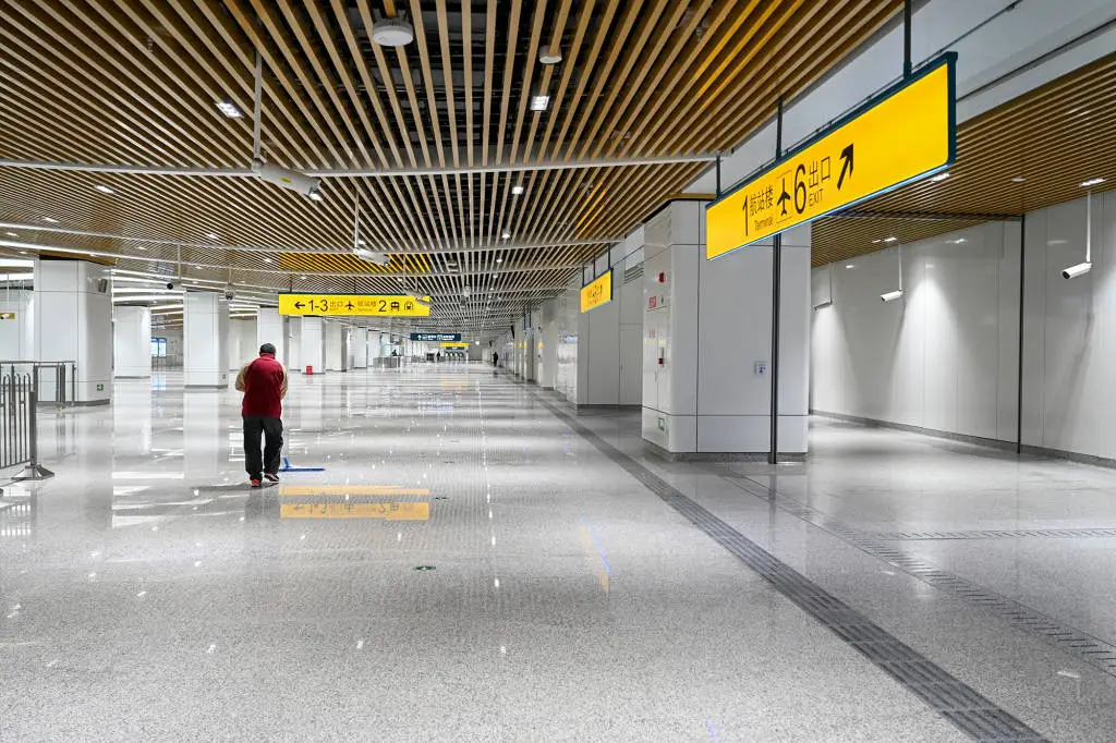 揭秘上海首条时速160公里市域线:流线型设计,速度与冲击力的完美结合 第8张 揭秘上海首条时速160公里市域线:流线型设计,速度与冲击力的完美结合 第8张