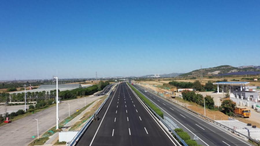 济广高速济南至菏泽段全线通车，双向八车道改扩建，出行更便捷