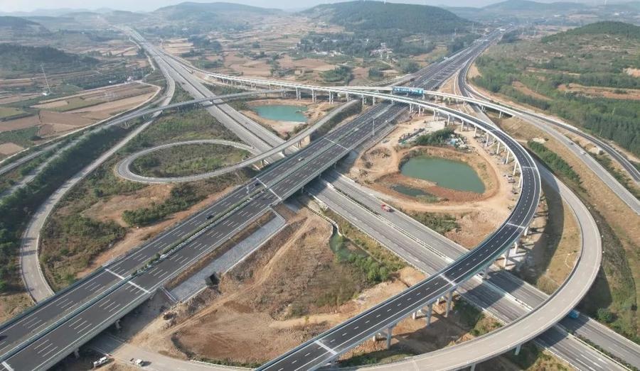 济广高速济南至菏泽段全线通车，双向八车道改扩建，出行更便捷  第2张