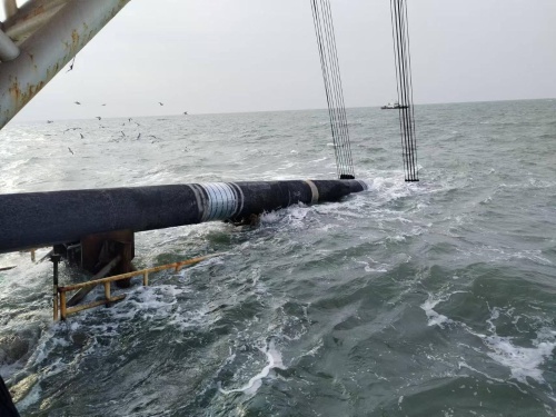 震撼！东营港25万吨级原油码头海底管道全线贯通，鲁北高端石化基地建设迈出关键一步  第2张