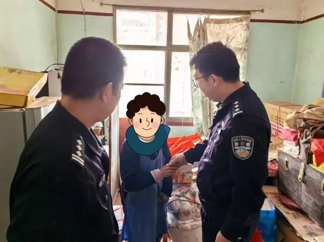 老人下班前匆忙递交信访件，警务中队长章凯生如何化解燃眉之急？  第4张