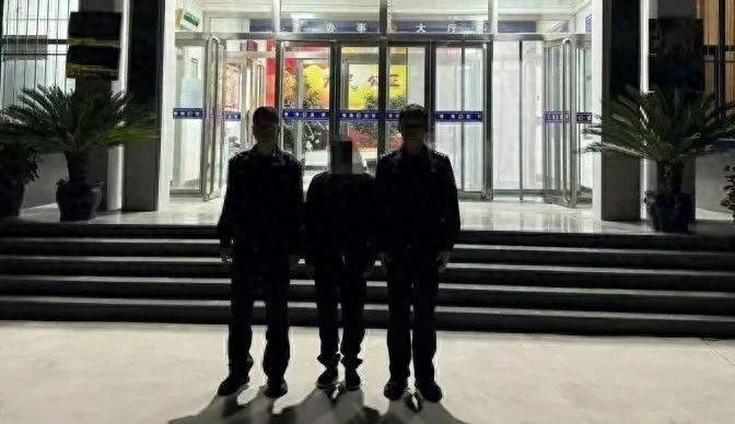 家长微信群辱骂老师被行政拘留 4 天，你怎么看？  第1张