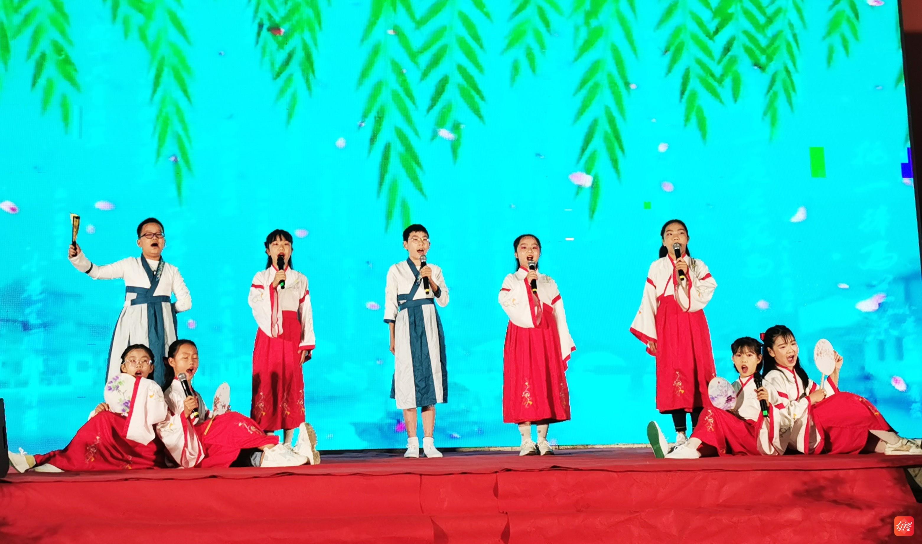 躬行步韵？诗香校园！思南县第五届金秋诗会成功举办，300 余人共襄盛举  第6张