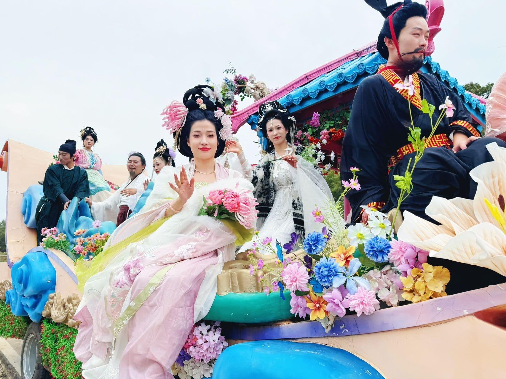 首届映在菊香·花海露营季盛大开幕，带你领略麻城的菊香花海与独特魅力  第2张