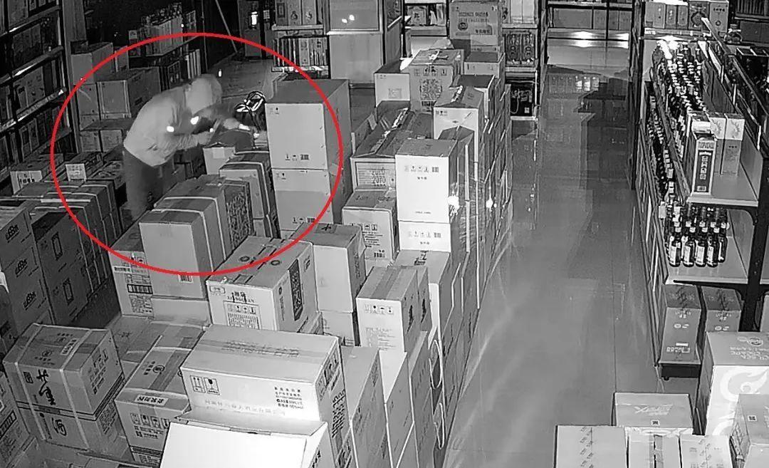 淄博警方缜密侦查，打掉盗窃高档酒水犯罪团伙，涉案价值 8 万余元  第3张