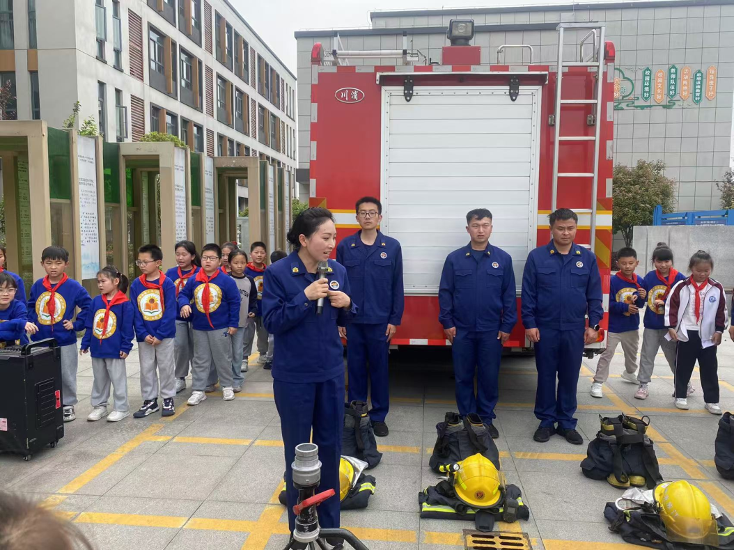 化工园区消防救援大队：走出去+请进来，普及消防安全知识  第5张
