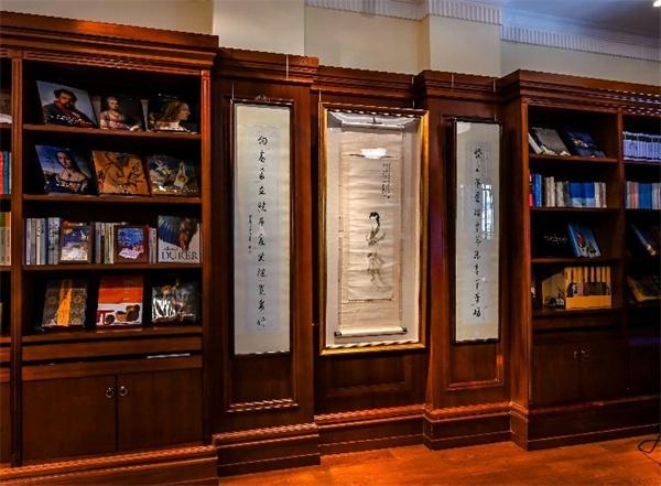 书画成扇展,领略名家真迹风采 第2张 书画成扇展,领略名家真迹风采 第2张