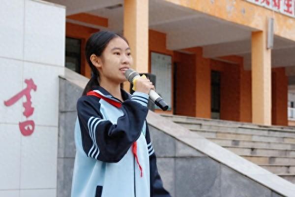 沁园中学：以时代楷模为榜样，激发学生豪情壮志