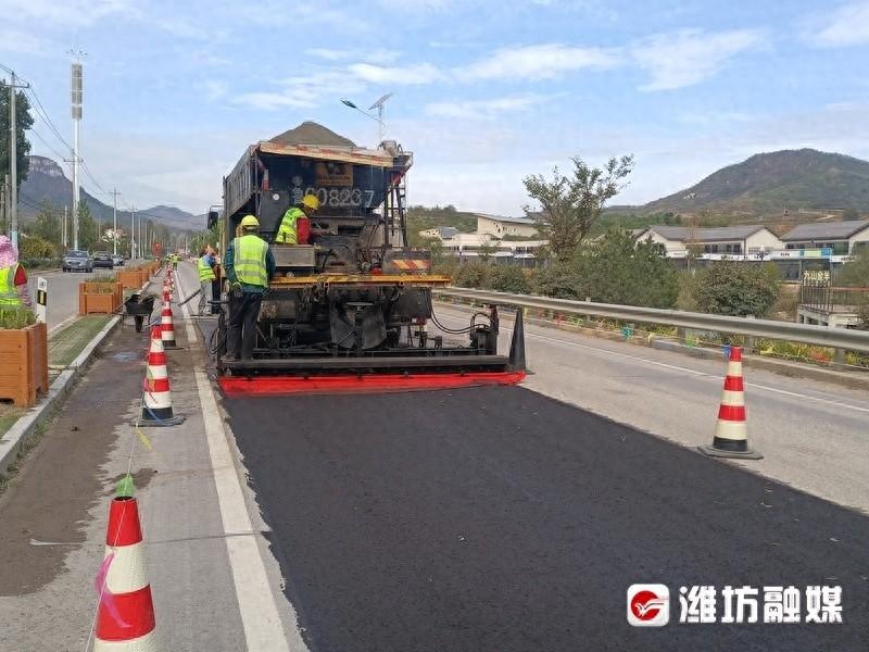 采用新型微表处预防性技术，路面养护不再难