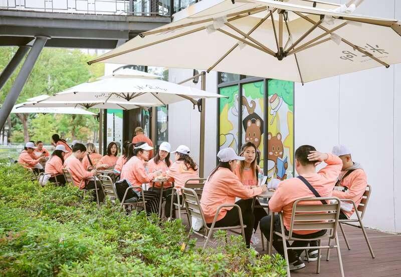 上海 30 名青年男女骑行 10 公里，只为打卡这些地方  第3张