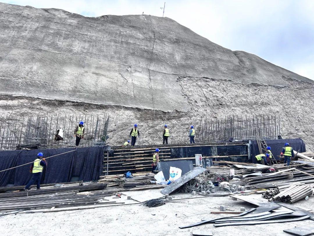 秋季水利工程施工建设加速推进，沙尔托海水库二期工程即将完工  第4张