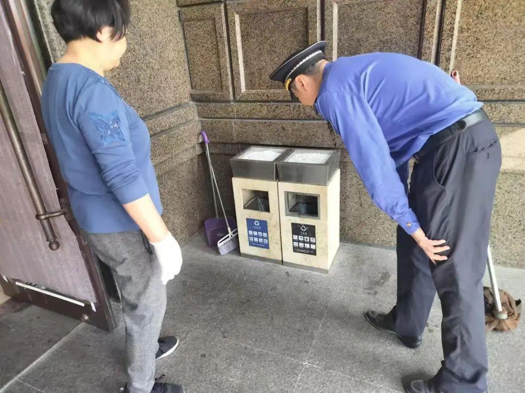 深化垃圾分类监管，徐汇城管助力环保城市建设  第4张