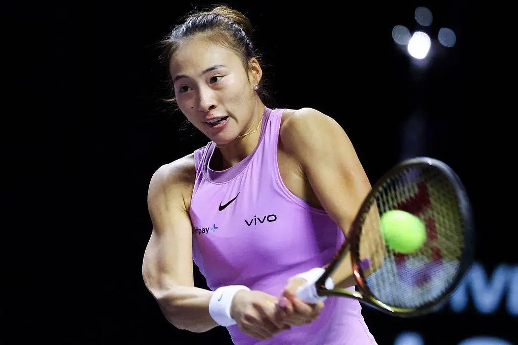 郑钦文入围 WTA 年度最佳球员候选，致敬传奇纳达尔