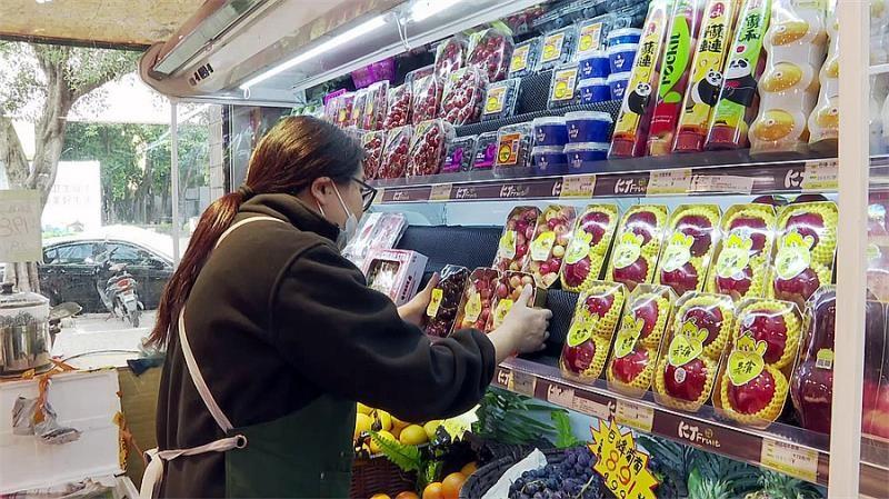 秋冬水果上市，草莓价格如何？记者走访揭秘  第5张