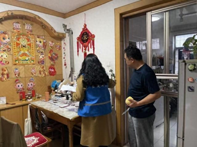 访民问暖，网格员们用行动传递冬日温暖  第1张