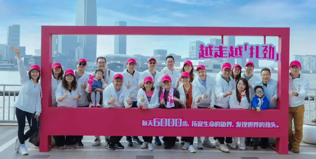 赫力昂越走越带劲公益行走活动圆满收官，创新模式推动全民健康  第3张