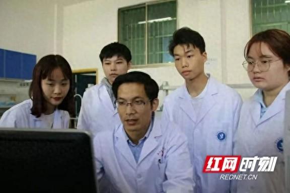 厉害了！益阳医专这项科研成果成功转化，将改变中药过滤方式  第1张
