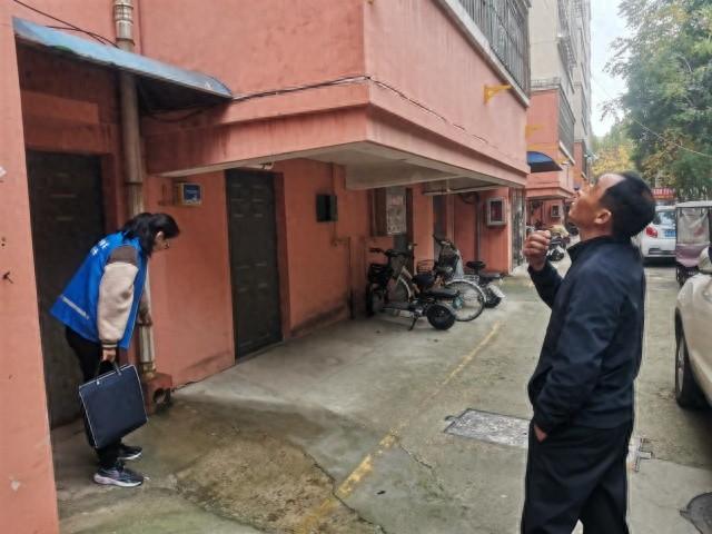 任城区观音街道乐鑫社区网格员迅速解决居民忧心事，获居民点赞  第1张