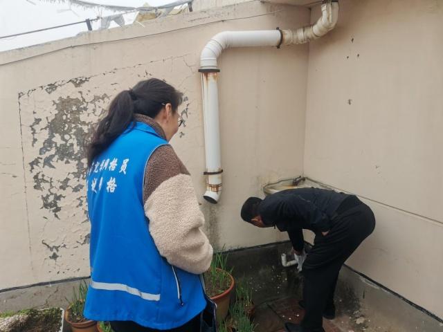 任城区观音街道乐鑫社区网格员迅速解决居民忧心事，获居民点赞  第2张