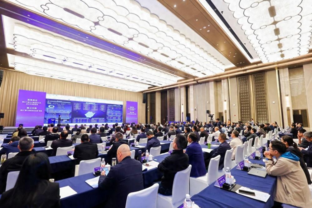 浙江校园食安在线系统：AI 抓拍联动语音播报，守护学生舌尖上的安全  第1张