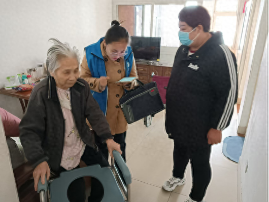 安全生产至关重要，古槐街道西门社区网格员如何助力安全保障？  第1张