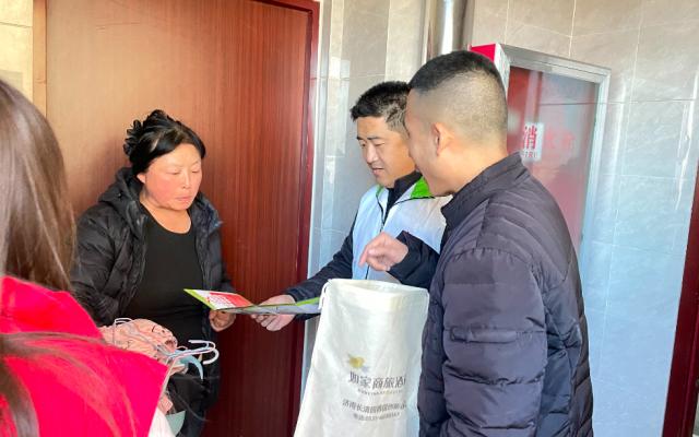 崮云湖街道掀起垃圾分类热潮，志愿者深入社区普及环保知识，你准备好了吗？  第3张