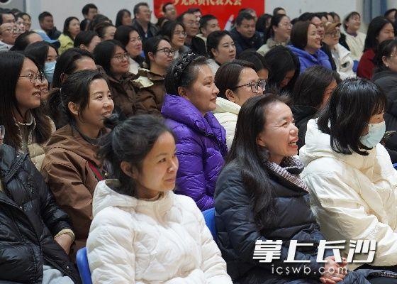 如何成为智慧家长？天心区怡雅小学家长课堂揭秘孩子成长密码  第2张