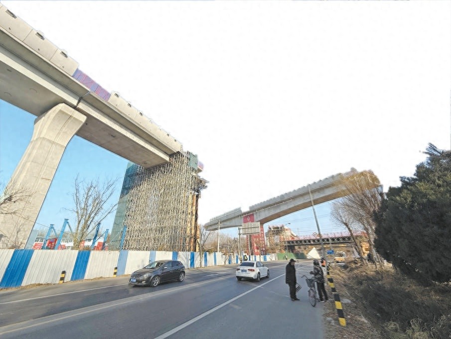惊！地铁22号线高架桥如何在2小时内华丽转身，成功跨越大秦铁路？  第1张