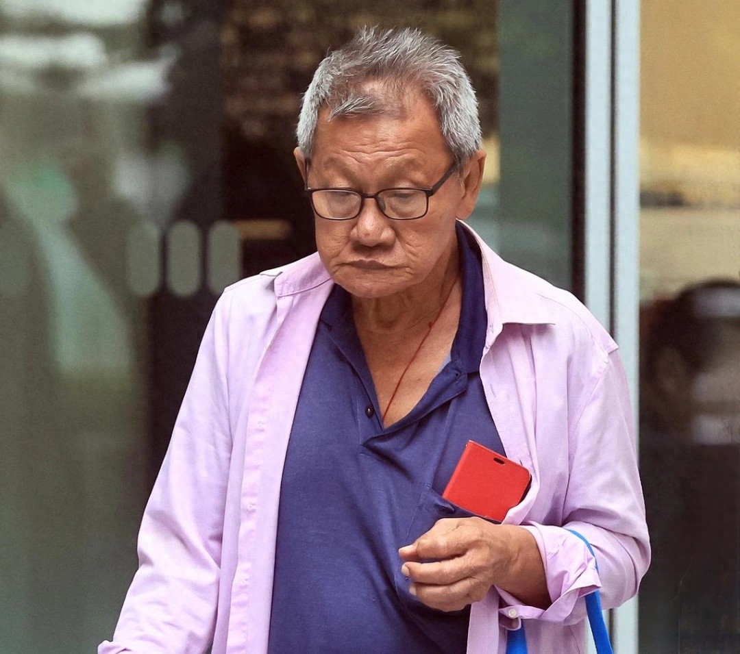 新加坡76岁老人竟用漂白剂泼友人脸，背后真相令人唏嘘