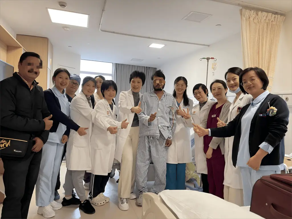印度工程师来华出差突发怪病，华山医院神速诊断救命