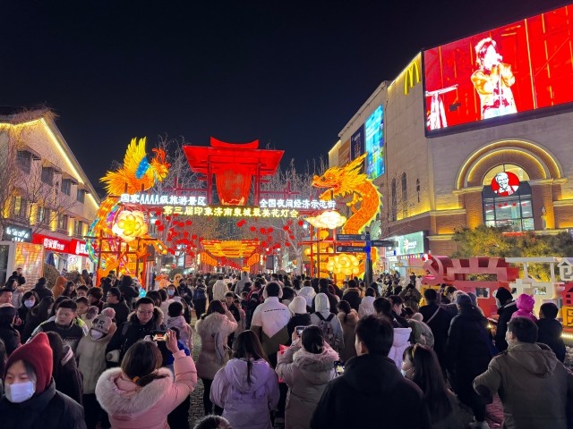 中秋月圆夜，槐荫区印象济南·泉世界第七届拜月大典，照亮城市夜生活  第3张