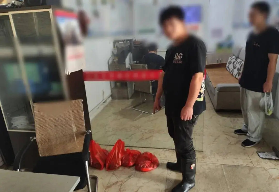 7400万问题泥鳅案揭秘：抗生素滥用背后的黑色产业链