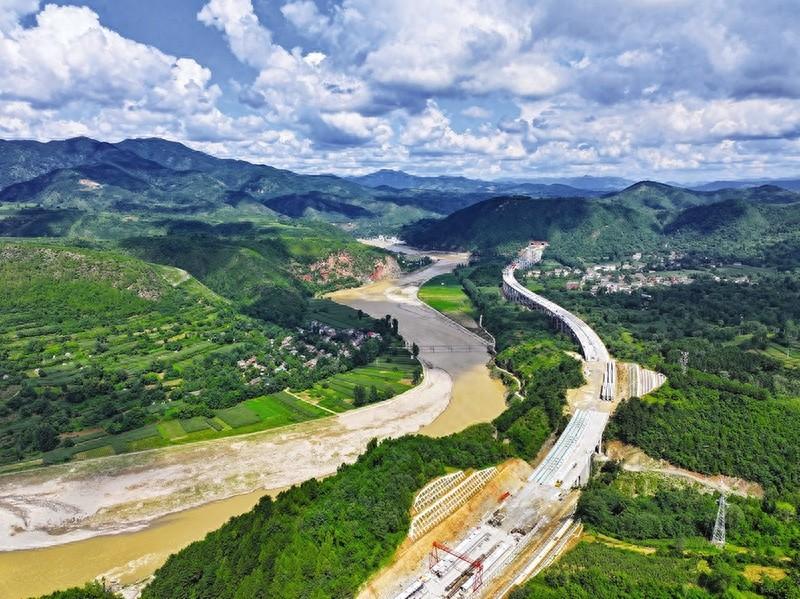洛卢高速公路项目获税务管家一对一辅导，3653.93 万元减免优惠助力项目推进