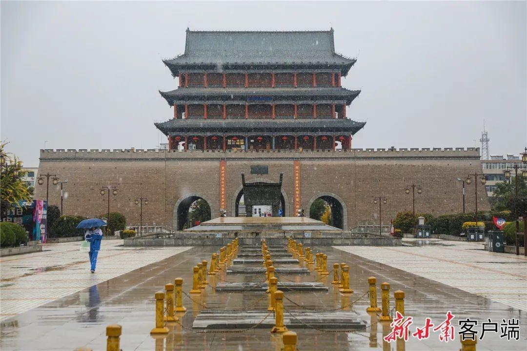 甘肃多地迎今秋首场雪，你那里下雪了吗？  第4张
