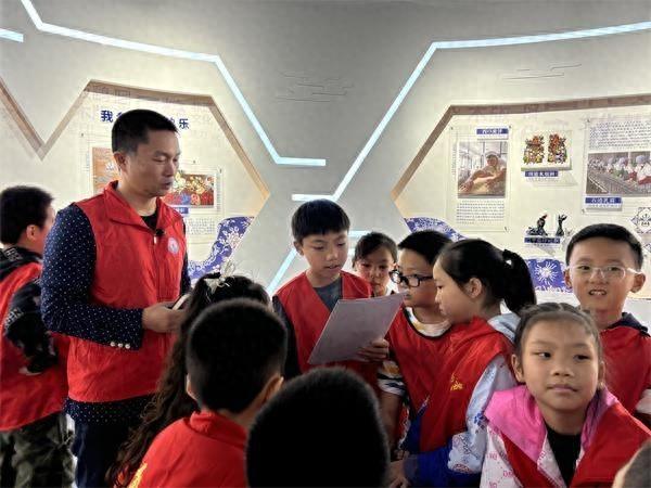 秋雨绵绵中，通州小记者的这场活动为何热闹非凡？