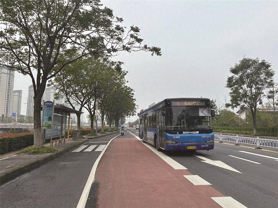 从运河客船到 40 条公交线路，常州交通变迁见证时代发展