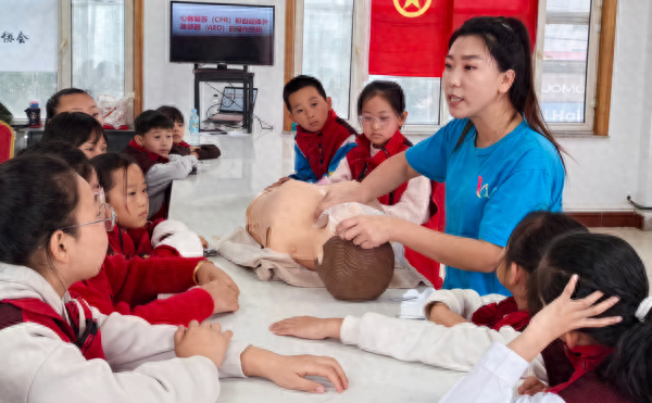 快来学习！急救知识讲座，守护青少年生命安全  第1张