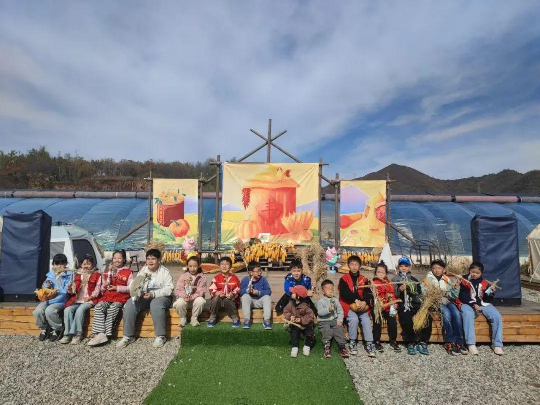 秋天遇稻你！承德日报社全媒体小记者团主题研学活动，带你领略丰收的喜悦  第3张