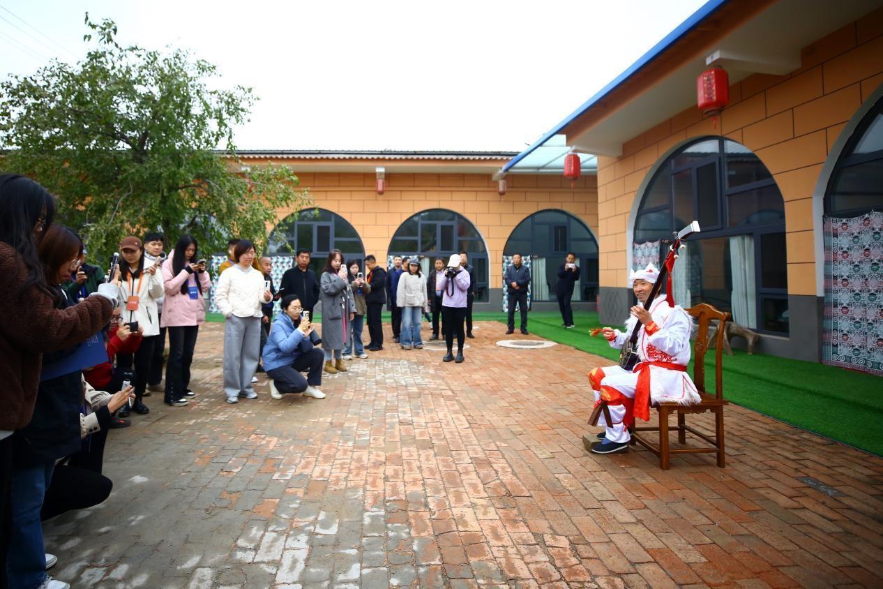 甘泉大峡谷：叹为观止的自然景观，圆了村民致富梦  第3张