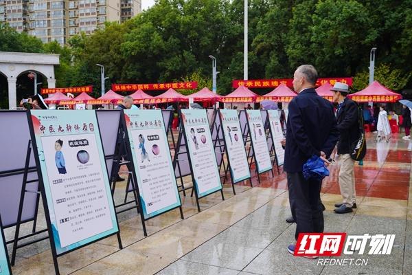 太震撼了！中医养生功法竟然可以这样展示，你绝对没见过  第4张
