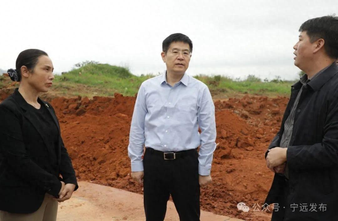 县委书记胡勇刚调研城区重点项目建设工作，强调要加快推进项目建设提速增效  第1张