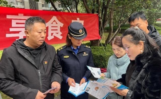 诚信尚俭，共享食安！道德街街道开展食品安全宣传周活动，守护你的舌尖安全  第2张