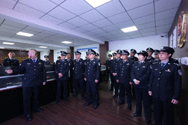 新城公安网络合成作战战训基地：科技赋能，打造公安人才培育新平台  第1张